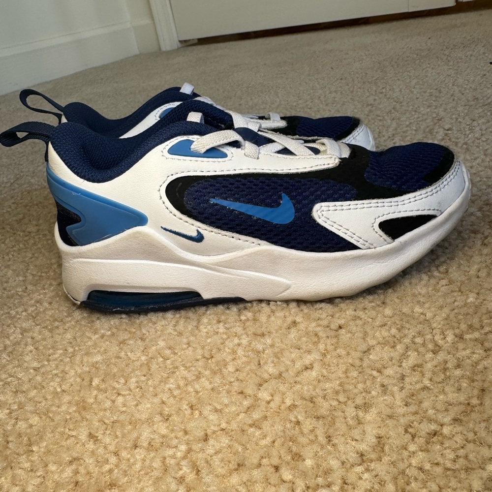 Nike Kids Navy and White Sneakers